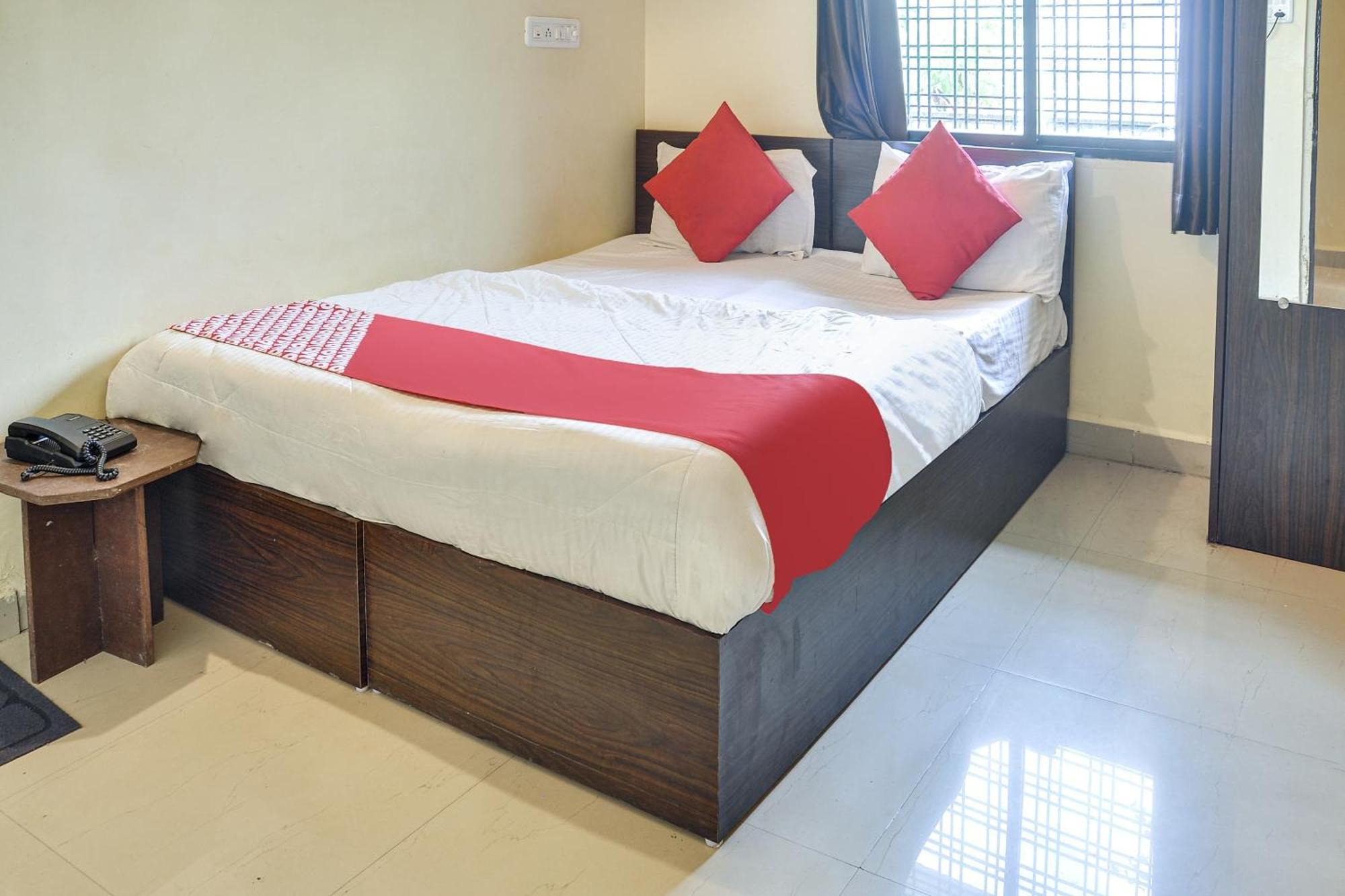 Hotel O Infinity Inn Nagpur Buitenkant foto