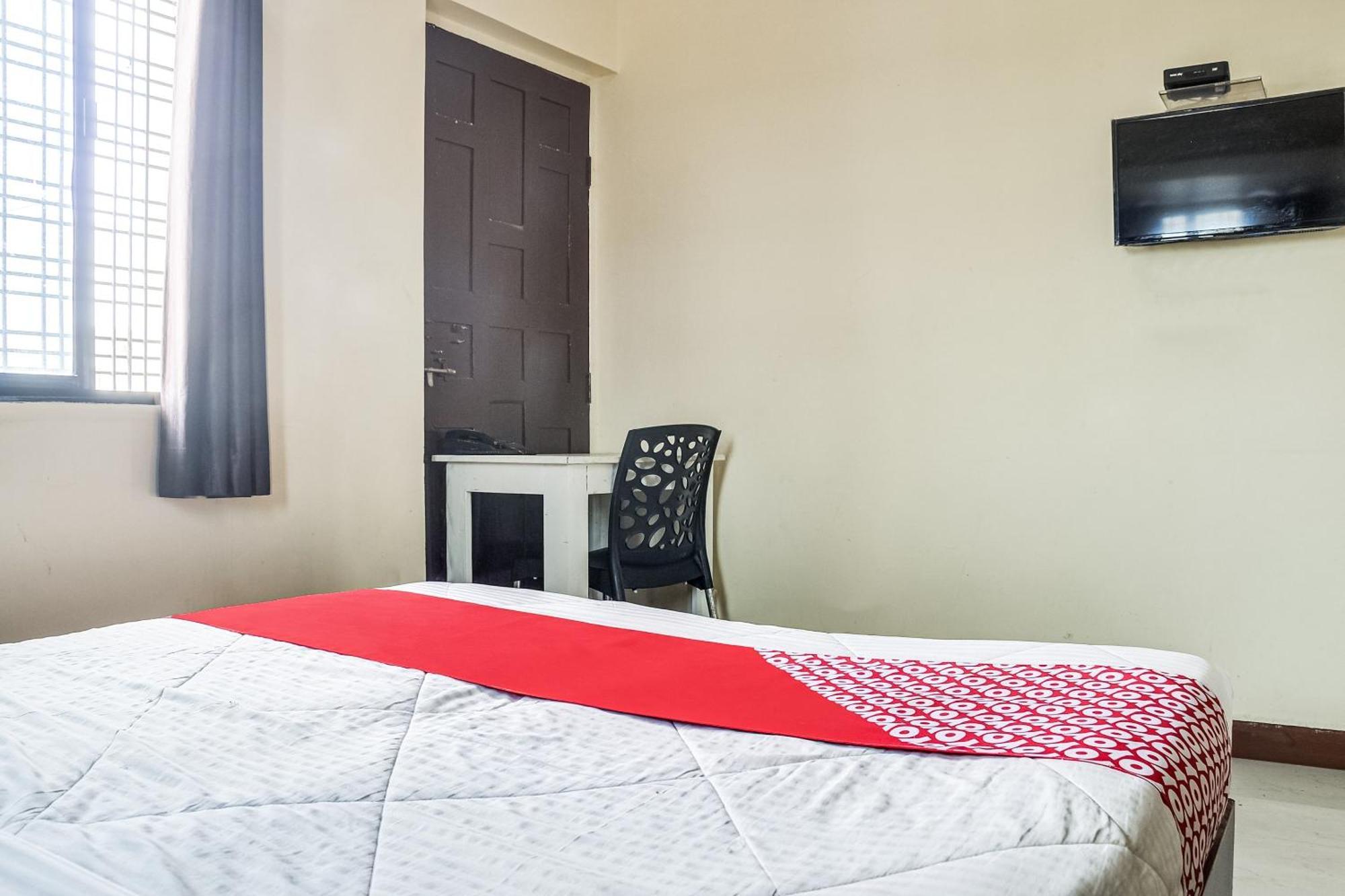 Hotel O Infinity Inn Nagpur Buitenkant foto
